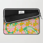 Retro Daisy Tie Dye Pattern Laptop Sleeve Gallery Image 2