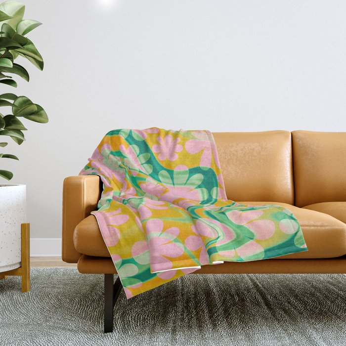 Retro Daisy Tie Dye Pattern Throw Blanket Gallery Image 1