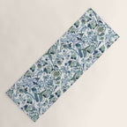 Blue vintage chinoiserie flora Yoga Mat Gallery Image 1