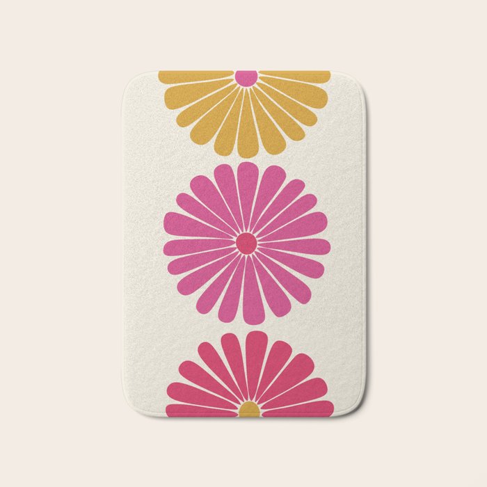 Retro Summer Daisies VII Bath Mat Gallery Image 1