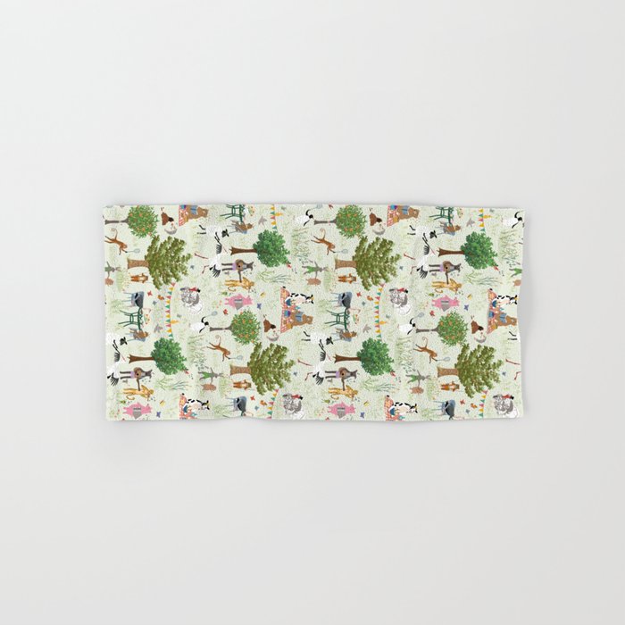 Animals' Garden Party Bath Towel Gallery Image 1