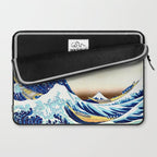 The Great Wave off KanagawA Laptop Sleeve Gallery Image 2