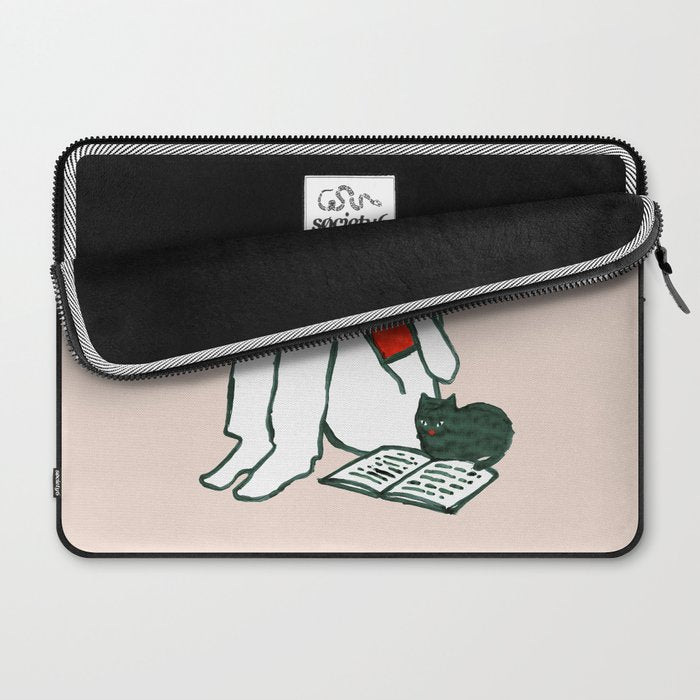 Quality time Laptop Sleeve Gallery Image 2