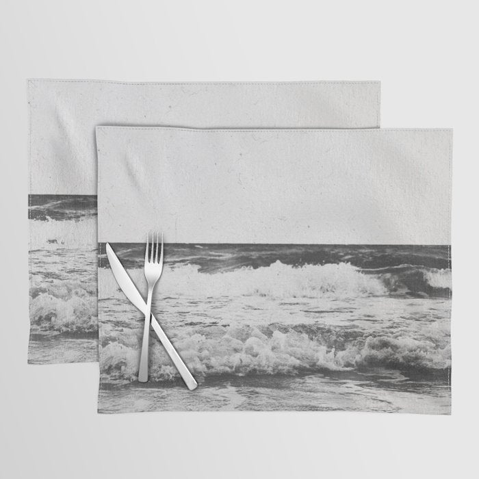 SUMMER WAVES XXIII Placemat Gallery Image 1