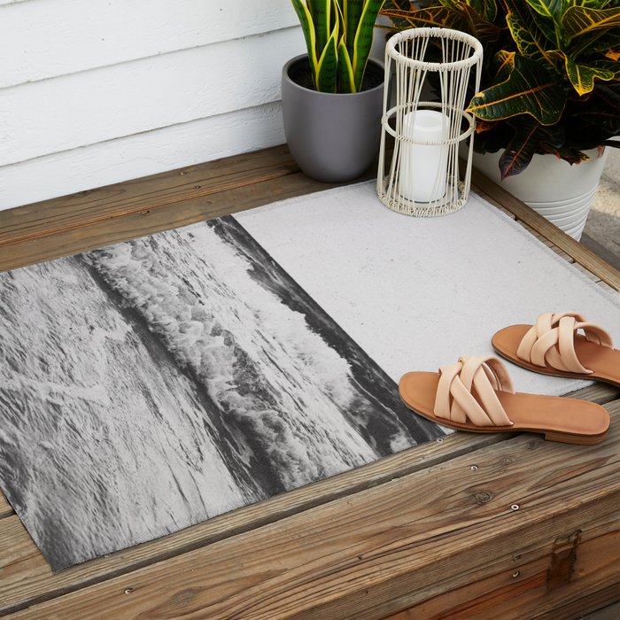 SUMMER WAVES XXIII Outdoor Rug Gallery Image 2