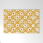 Daisies On Yellow Checkerboard Welcome Mat Gallery Image 1