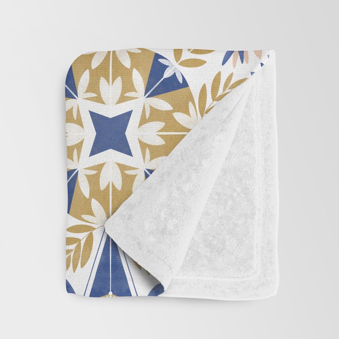 Modern circular nature tile B Throw Blanket Gallery Image 3