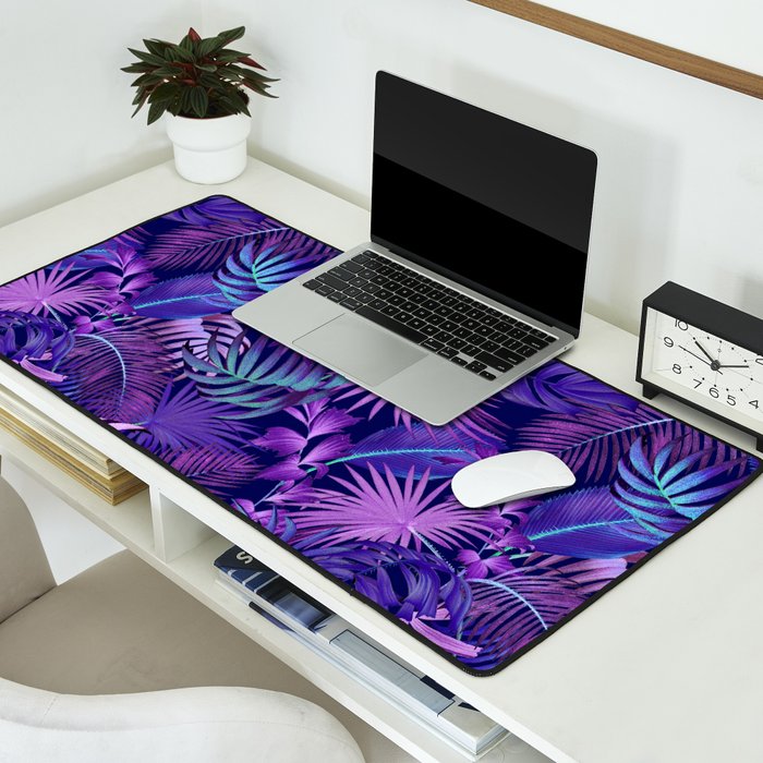 Tropical Leaf Pattern Desk Mat Gallery Image 2