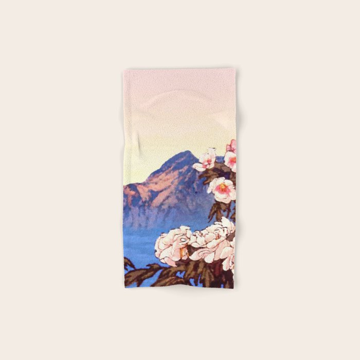 Winds Towards Kanata - Nature Landscape Bath Towel Gallery Image 1