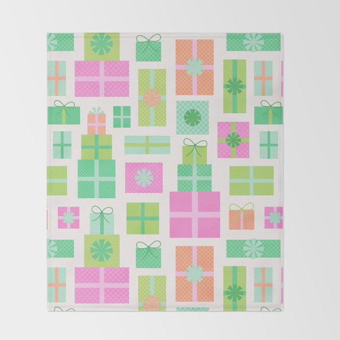 Retro Christmas Presents - Pink & Green Throw Blanket Gallery Image 2