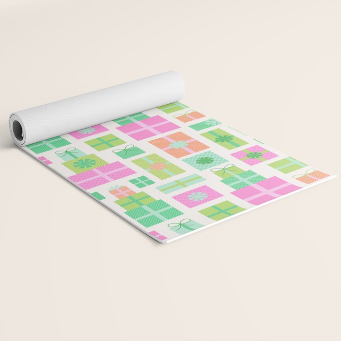 Retro Christmas Presents - Pink & Green Yoga Mat Gallery Image 2