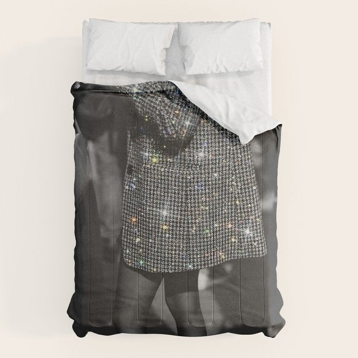 BREAK TIME | style | fashion | black and white | classic | retro | glitter | sparkle | smoke Comforter Gallery Image 1