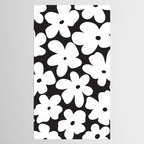 Black & White Flower - 70's White Daisies Tablecloth Gallery Image 2