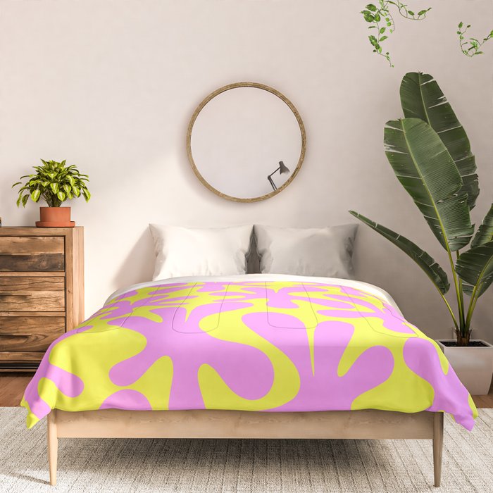 Neon Yellow and Pink Amoeba Dance Vivid Retro Modern Pattern Comforter Gallery Image 3