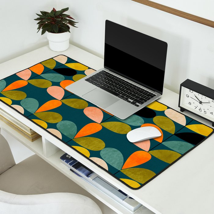 retro minimal floral Desk Mat Gallery Image 2
