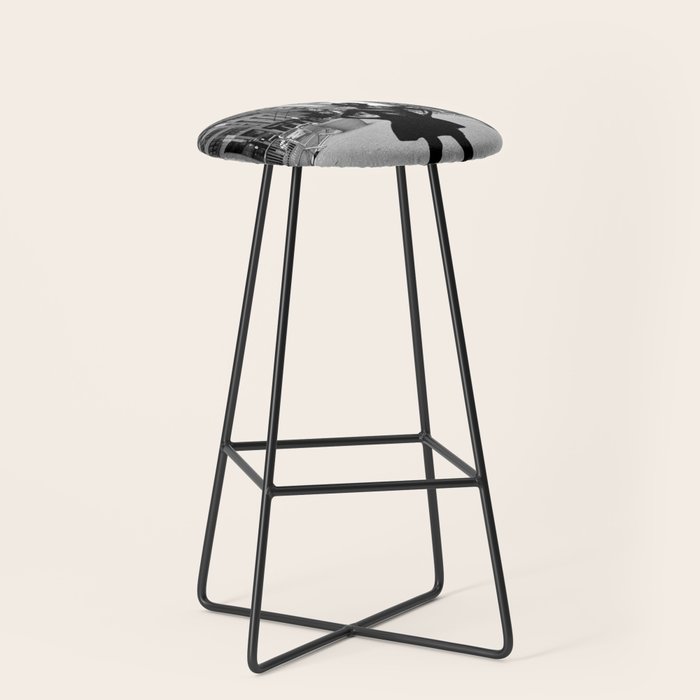 Fearless Girl Stool Gallery Image 1