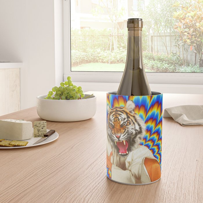 Fighting Tiger - Optical illusion  Wine Chiller Gallery Image 4