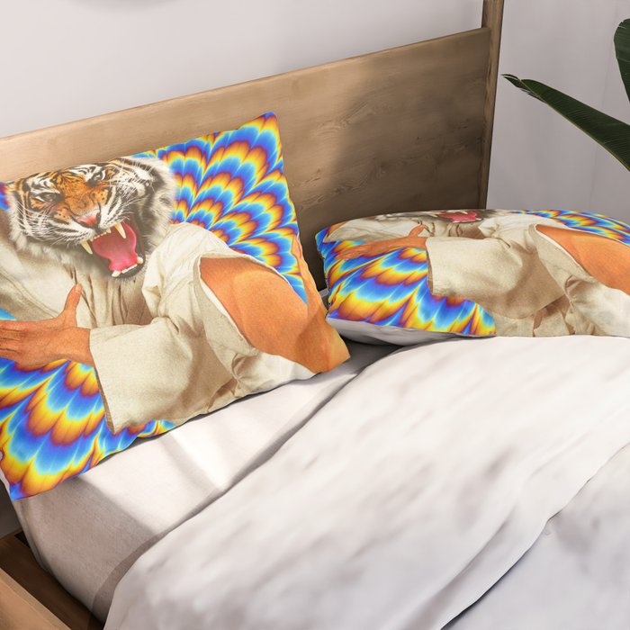Fighting Tiger - Optical illusion  Pillow Sham Gallery Image 2