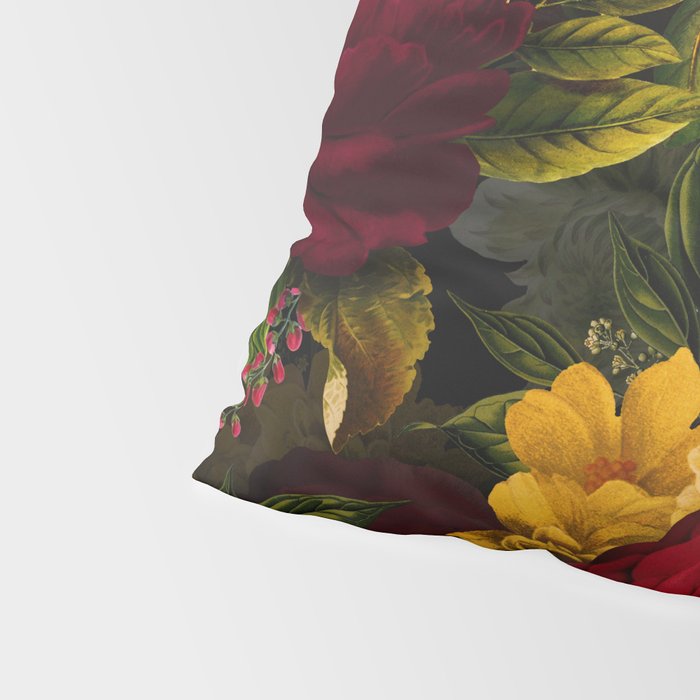 Vintage & Shabby Chic - Mystical Night Roses Bouquet Pillow Sham Gallery Image 4