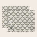 Boughs of Holly Pattern Placemat Gallery Image 1