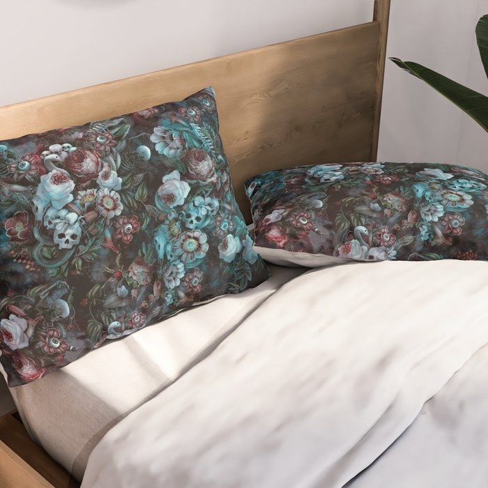 Eyes of Darkness Pillow Sham Gallery Image 2