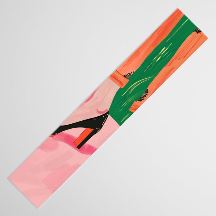 Chic Stroll Table Runner Gallery Image 3