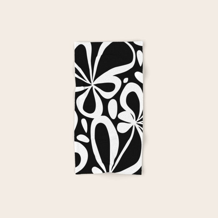 Abstract black and white flower art pattern Bath Towel Gallery Image 1