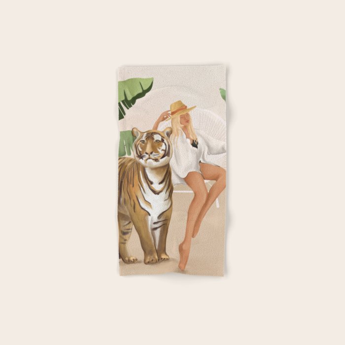 The Lady and the Tiger Bath Towel Gallery Image 1