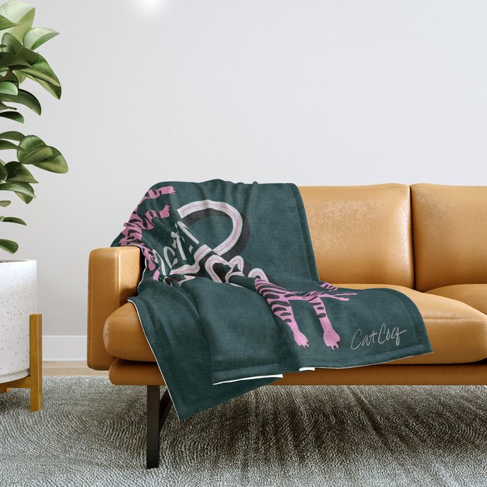 Go Get 'Em Tiger - Teal Throw Blanket Gallery Image 1