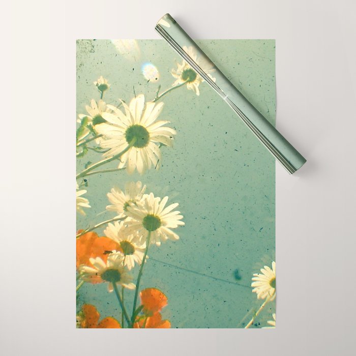 Daisy Wrapping Paper Gallery Image 1