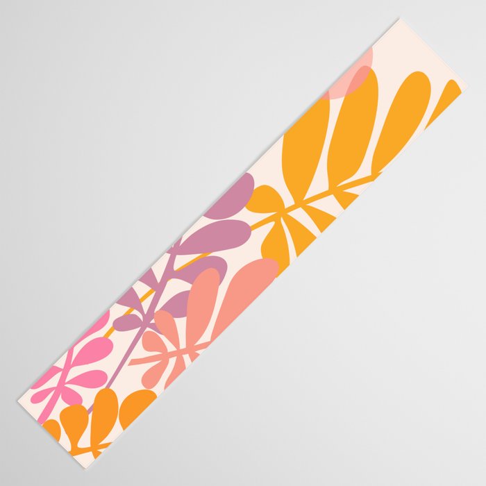 Retro Dancing Garden Table Runner Gallery Image 3