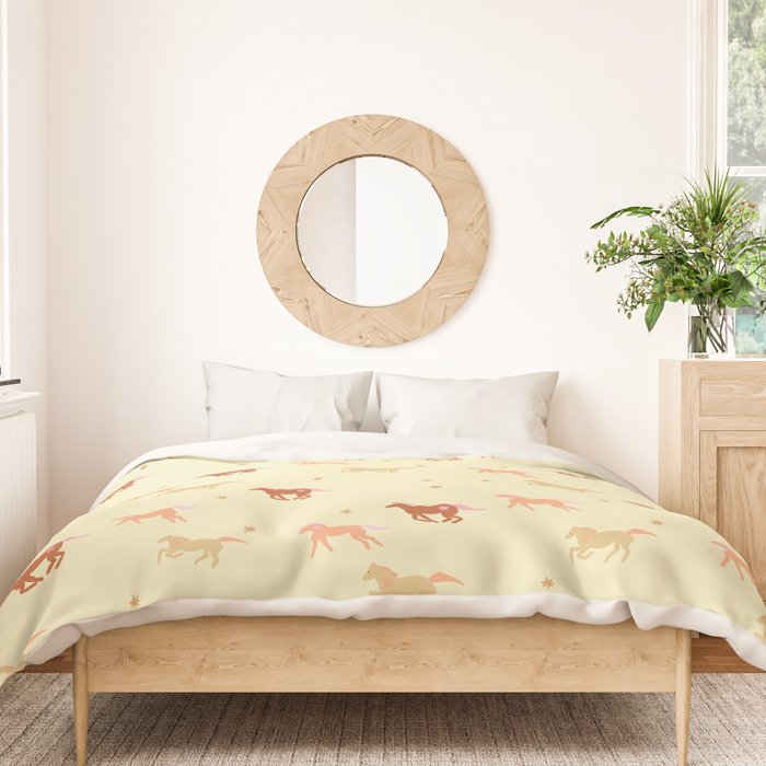 Herd of Wild West horses pattern Duvet Cover Gallery Image 3