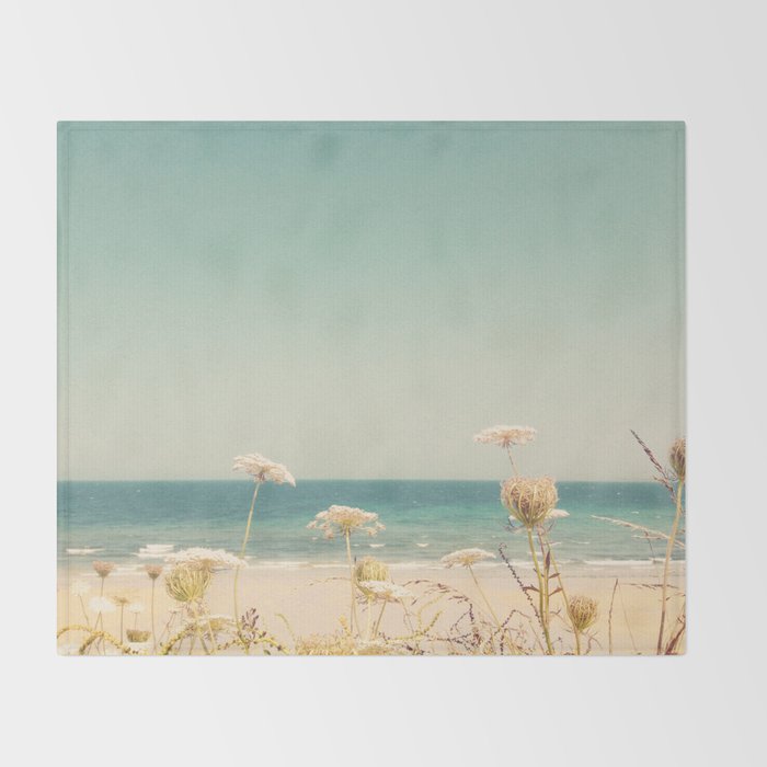 Water and Lace Throw Blanket Gallery Image 2