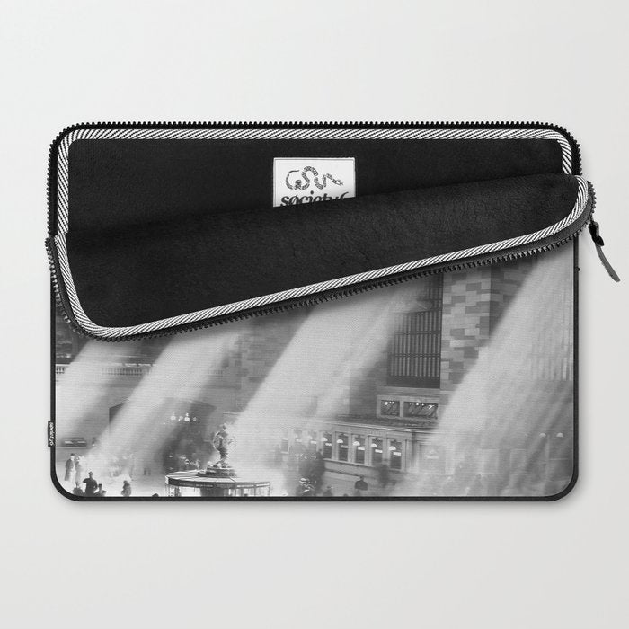Grand Central Station, Black and White Vintage Art Laptop Sleeve Gallery Image 2