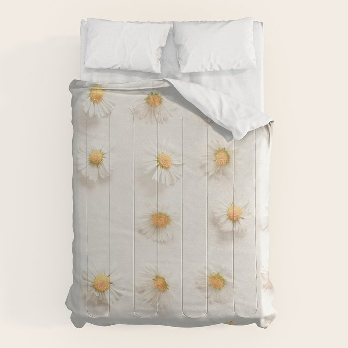 Daisy Collection Comforter Gallery Image 1