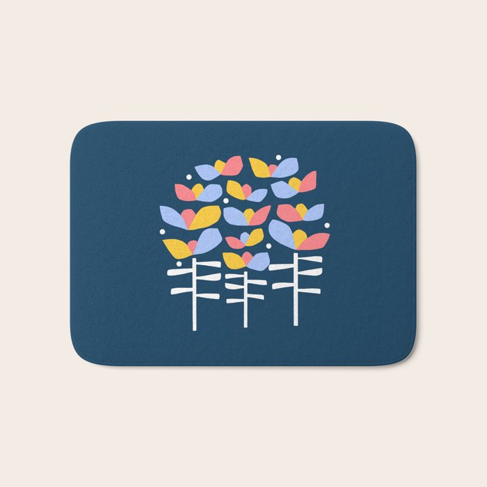 Florals Looking Up Bath Mat Gallery Image 1