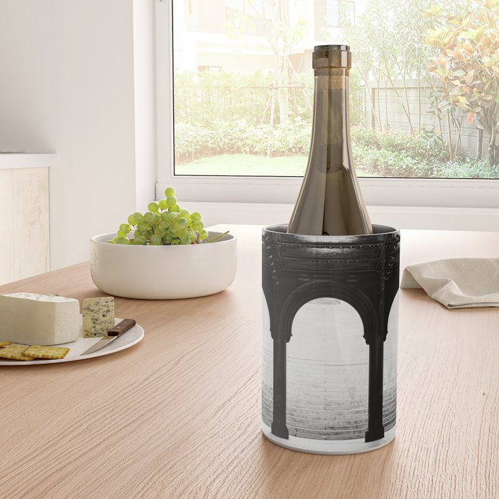 NYC Noir Wine Chiller Gallery Image 4