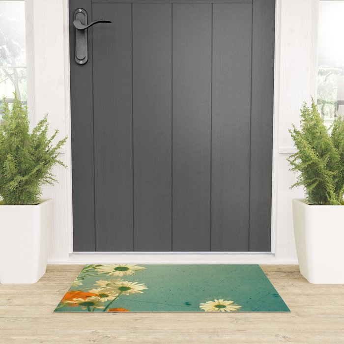 Daisy Welcome Mat Gallery Image 3
