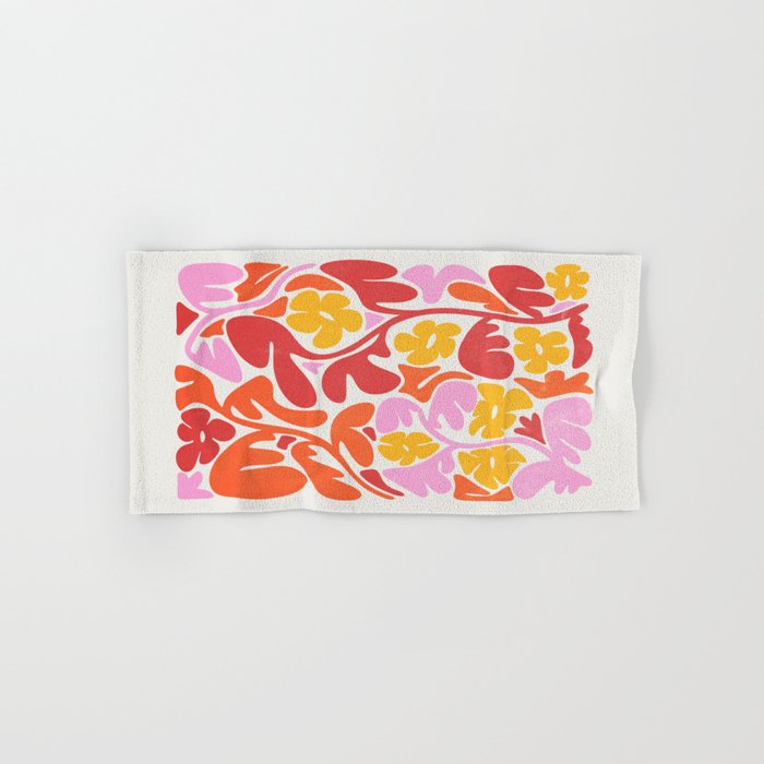 Retro Garden Bath Towel Gallery Image 1