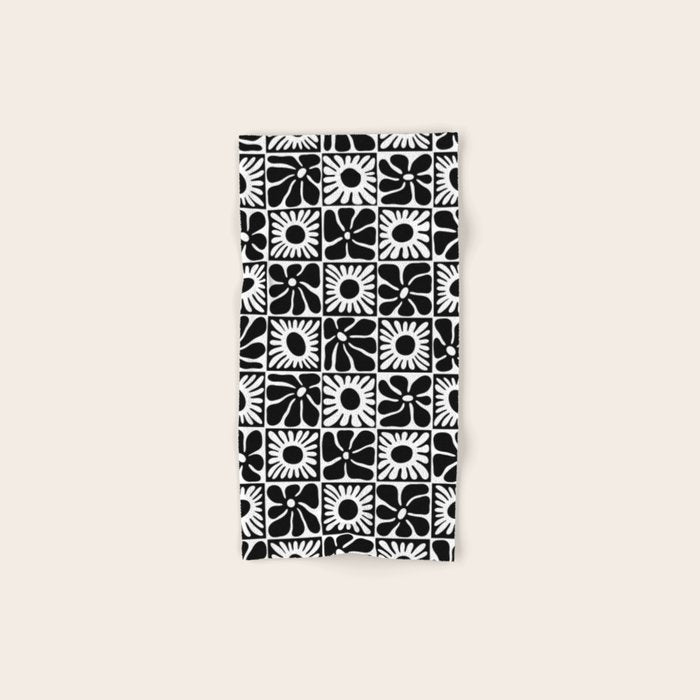 Black and white retro flower art pattern Bath Towel Gallery Image 1