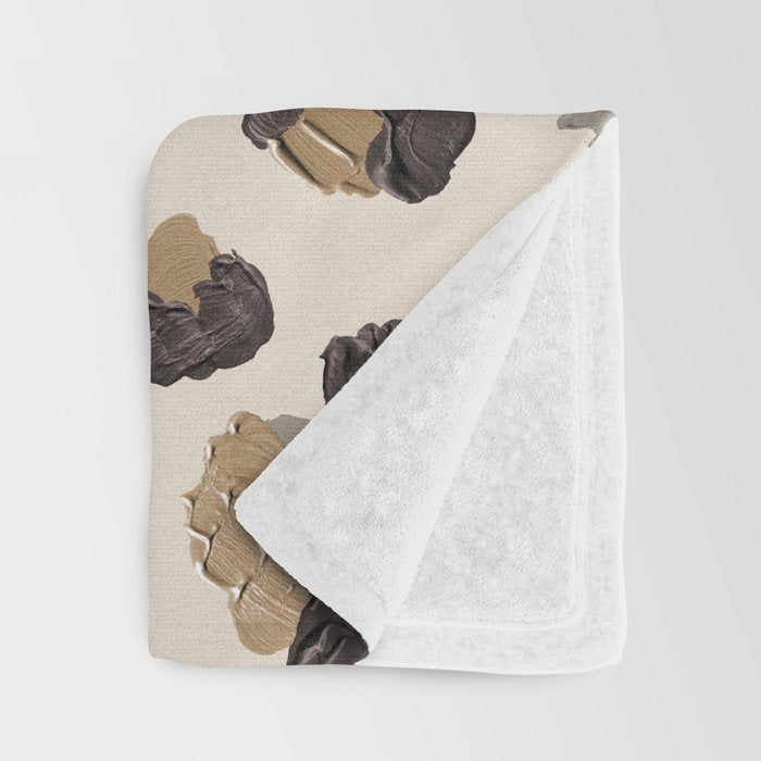 Leopard Print â Neutral Throw Blanket Gallery Image 3