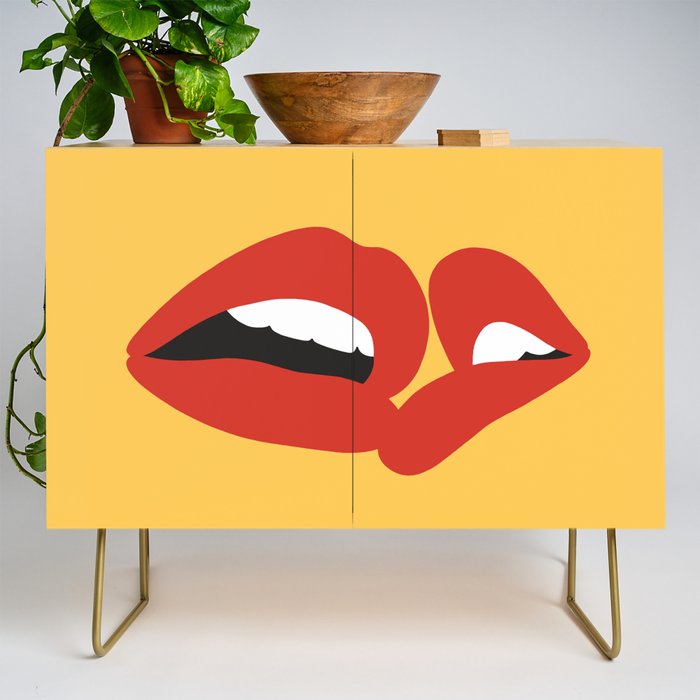 Kiss 01 Credenza Gallery Image 1