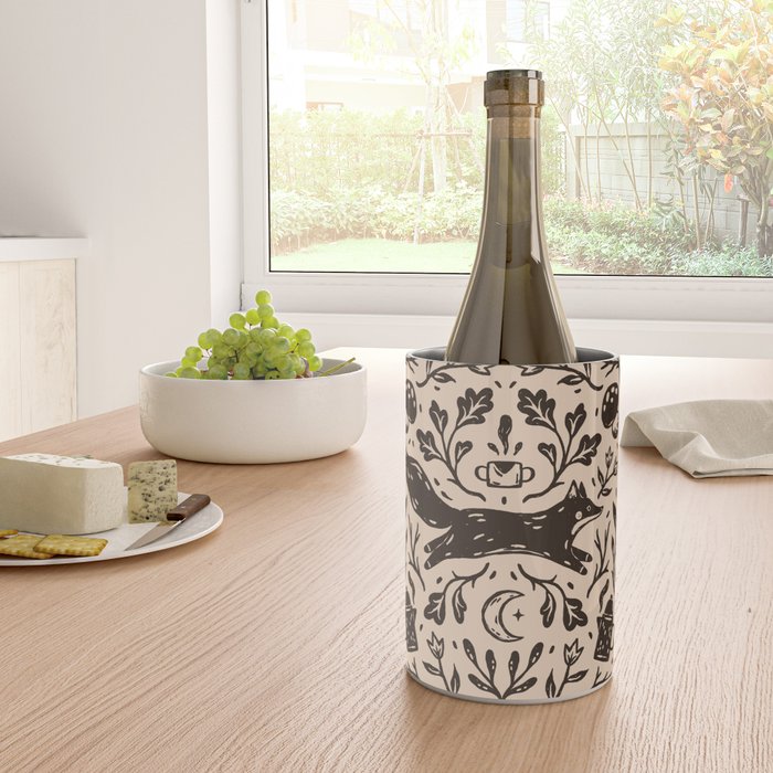 Cozy Night Fox Wine Chiller Gallery Image 4