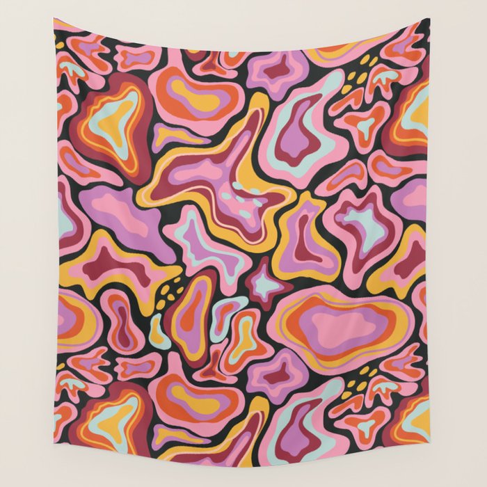 Splish splash pink Wall Tapestry Gallery Image 4