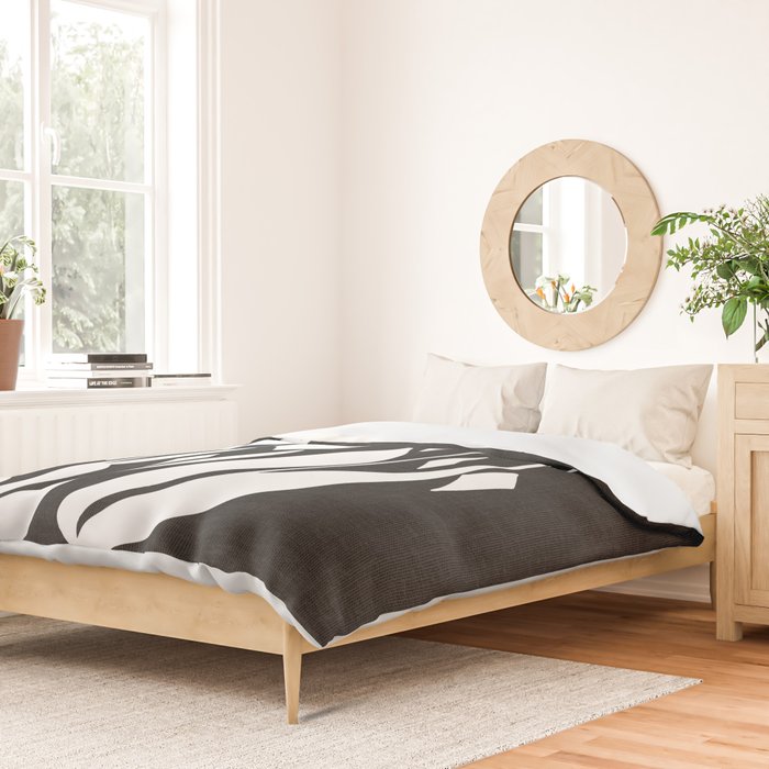 Diamond Tulips ii Duvet Cover Gallery Image 2