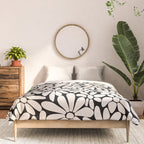Black and White Retro Floral 2 Comforter Gallery Image 3