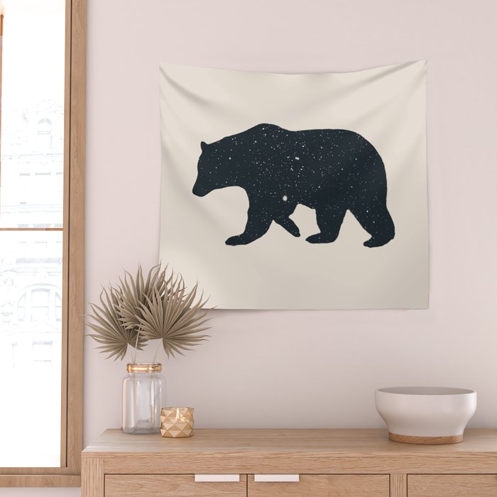 Bär - Bear Wall Tapestry Gallery Image 2