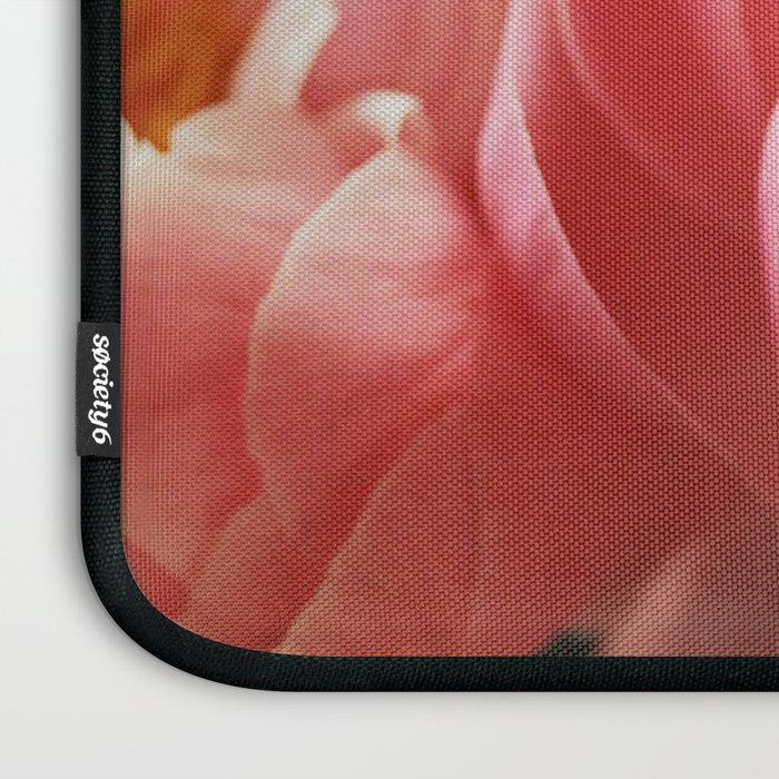 Haute Couture #5 Laptop Sleeve Gallery Image 3
