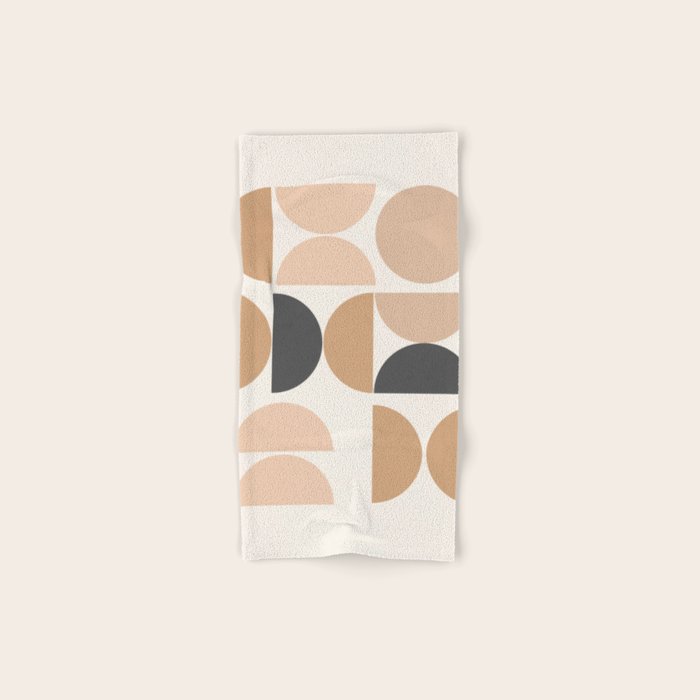 Minimalist #30 Bath Towel Gallery Image 1
