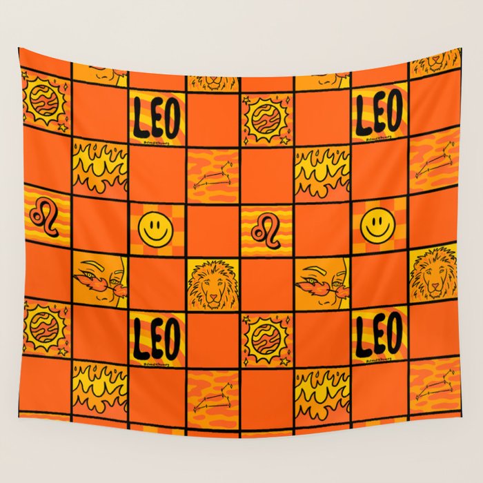 Leo Checkered Print Wall Tapestry Gallery Image 4